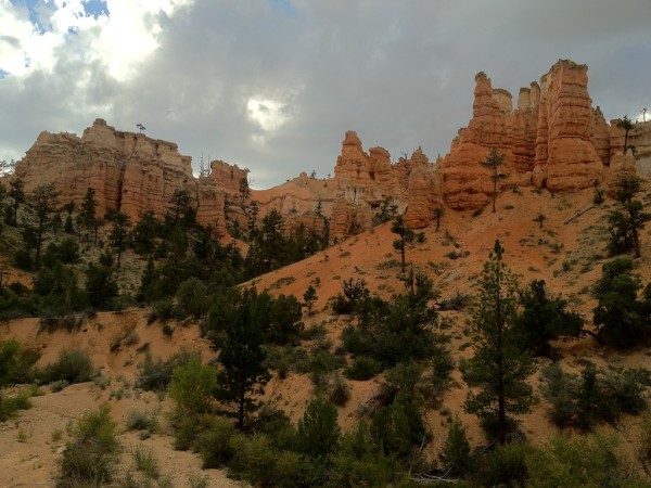 Flipping around to the east entrance to Bryce we took in this collection of hoodoos. Spectacular!