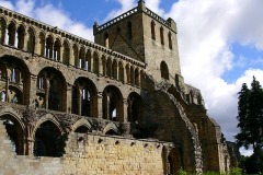 HiS - Around Melrose_Jedburgh Abbey